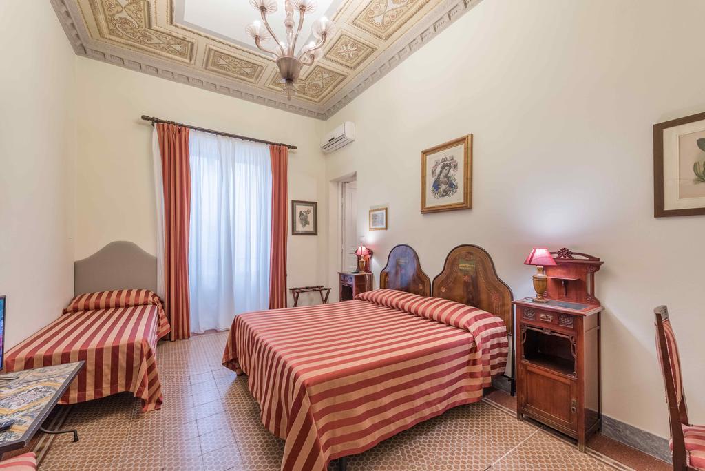 Chambre Triple avec Salle de Bains Privative