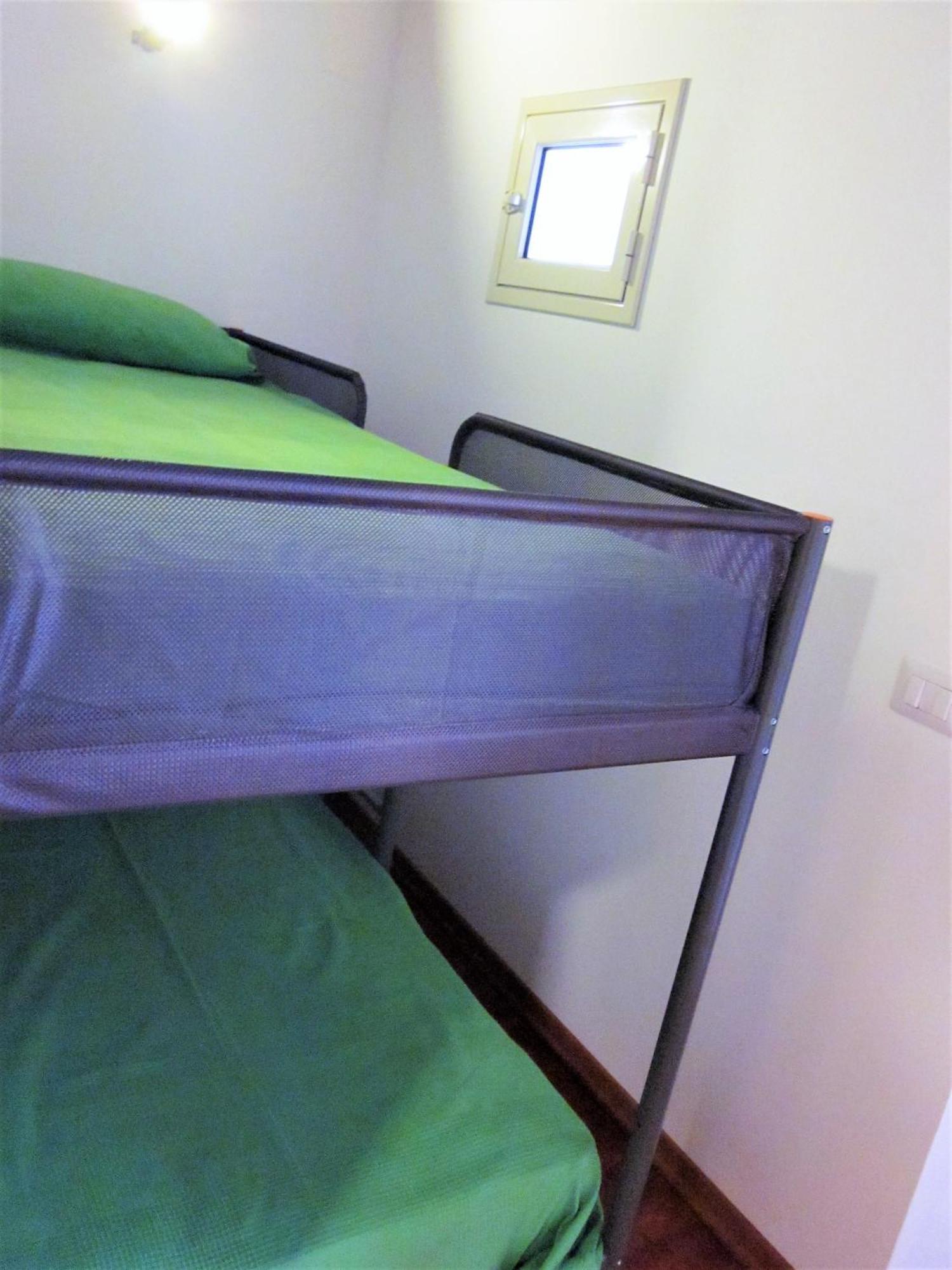 Chambre Familiale avec Salle de Bains Privative